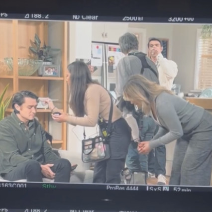 Behind the scenes of me working on the set of Neighbours. - #naturalmakeup #airbrushedmakeup #bridalmakeupartist #yorkshiremakeupartist