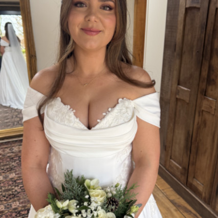 Featured portfolio item for Frankie Rose Hair And Makeup For Weddings