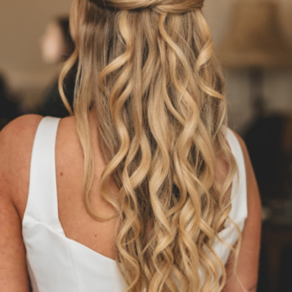 #vintage #boho #halfuphair #curls #flowersinherhair