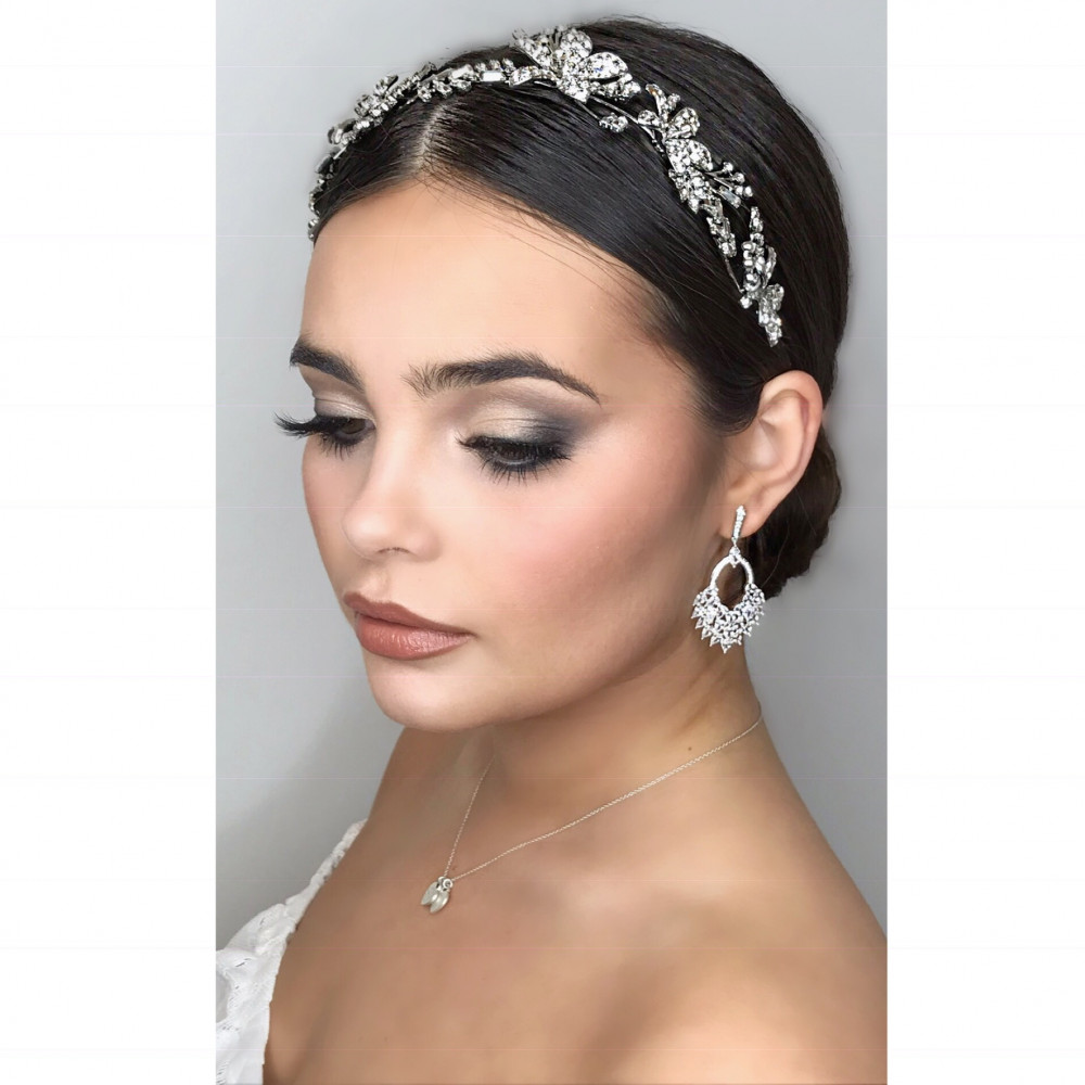  - Make Me Bridal Artist: Oksana Williams Hair&Makeup Artist . Photography by: Oksana Williams. #bridalmakeup #bride #weddingmakeup