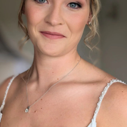 Featured portfolio item for Claire Harmer Professional Hair & Make-up Artist