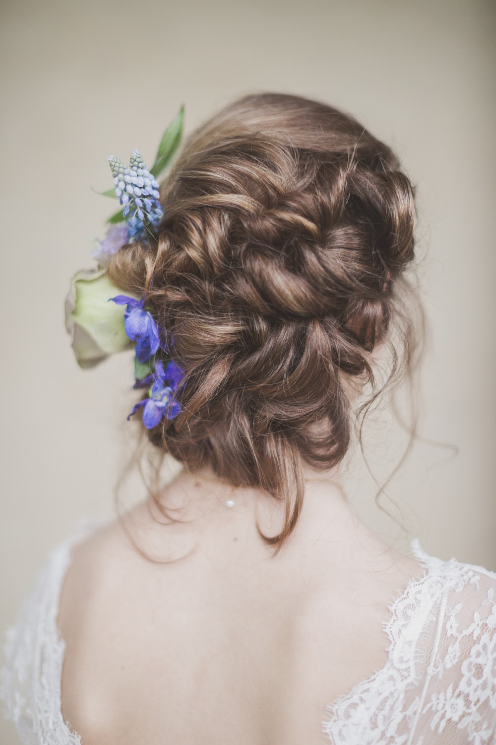 Vivienne Oscar Freelance Hairstylist In Hampshire Make Me Bridal