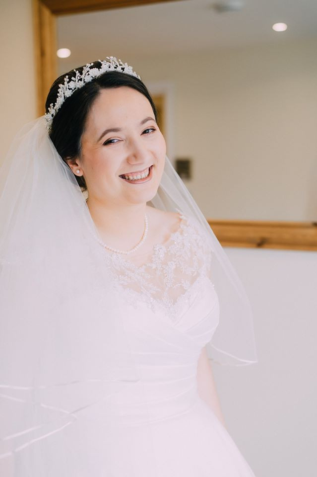This gorgeous Bride wanted a soft natural look to her makeup and was going for a Regal look - I think she looks like Snow White ! Gorgeous soft smokey eyes using Makeup Geek eyeshadows. - Make Me Bridal Artist: Tania Claire Makeup Artist. Photography by: Claudia. #bridalmakeup #bridalmakeupartist #beautifulbridalmakeup #surreymakeupartist