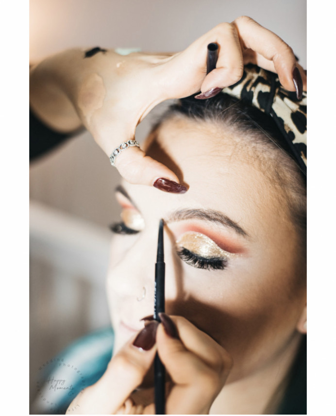 - Make Me Bridal Artist: LCAMUA. Photography by: Happy moments co.
