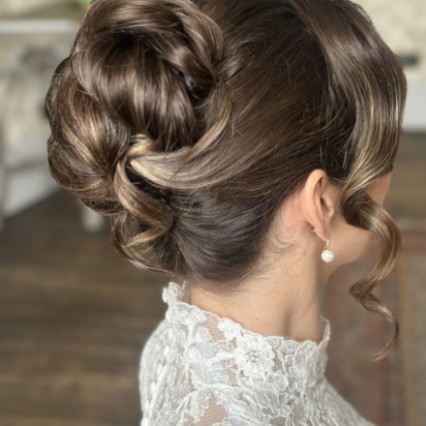  #classic #eleganthighupdo