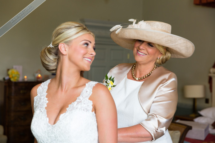 - Make Me Bridal Artist: Kelli Waldock Make Up Artist. Photography by: Louisa Dettmer. #glamorous #gettingready #bridalmakeup #pretty #airbrushedmakeup #motherofthebridal