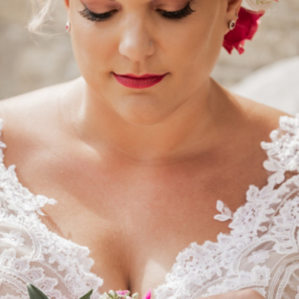 Bridal Makeup soft pink glam - Photography by: Samantha Infinity photography. #glamorous #bridalmakeup #pinks