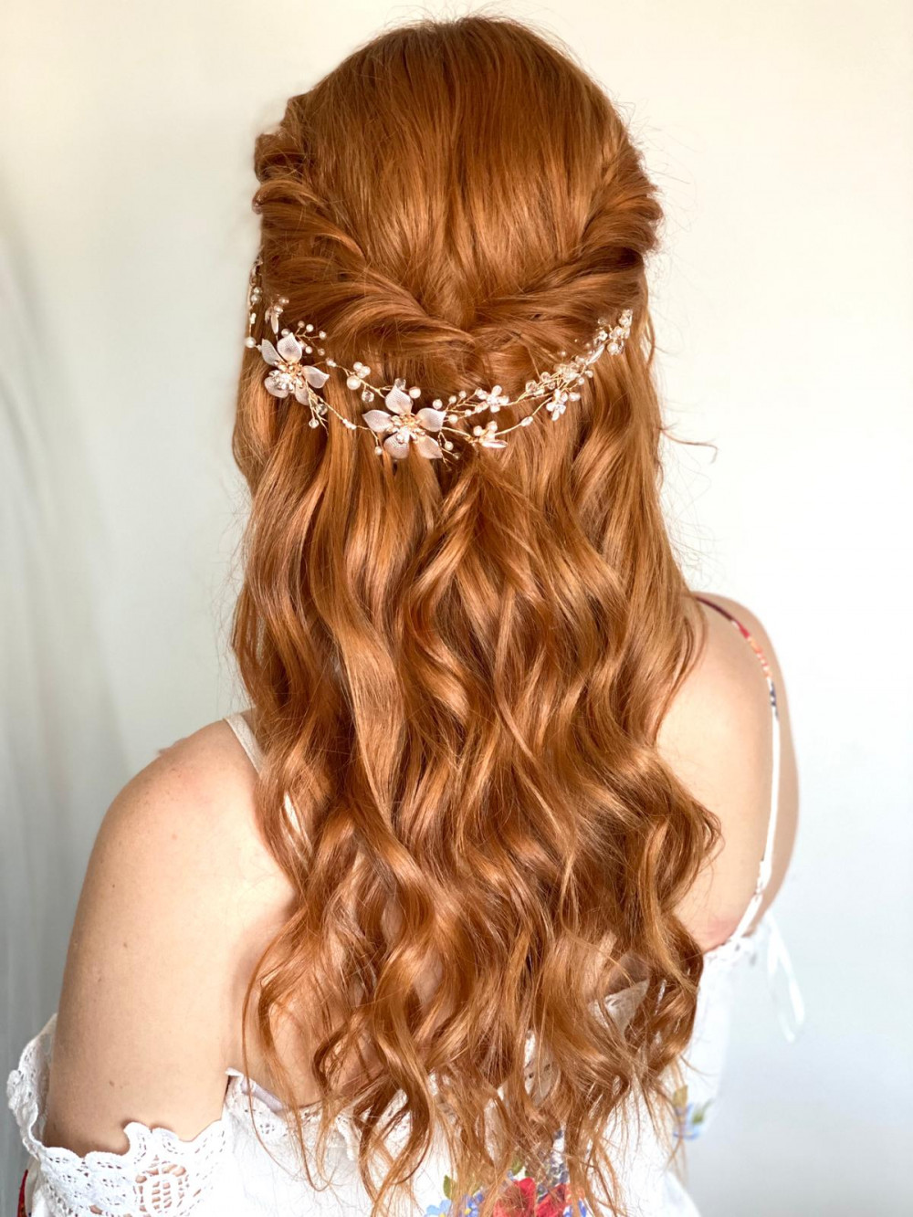  - Make Me Bridal Artist: Abi Taylor Bride. Photography by: Abi Lumb. #bridalhair #bridesmaidhair