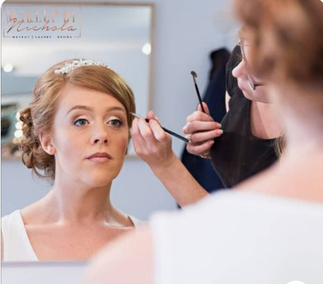 Airbrush makeup by Nichola - Make Me Bridal Artist: Makeup By Nichola. Photography by: Jeff Turnbull. #classic #naturalmakeup #traditionalwedding