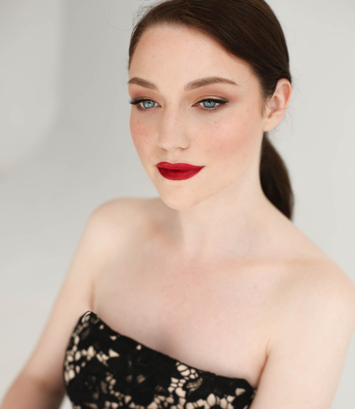 - Make Me Bridal Artist: Amy Goode Make-up Artist. Photography by: Kristina Gasperas. #classic #vintage #naturalmakeup #bridalmakeup #airbrushedmakeup #londonwedding #classicmakeup #hollywoodglamour #redcarpet