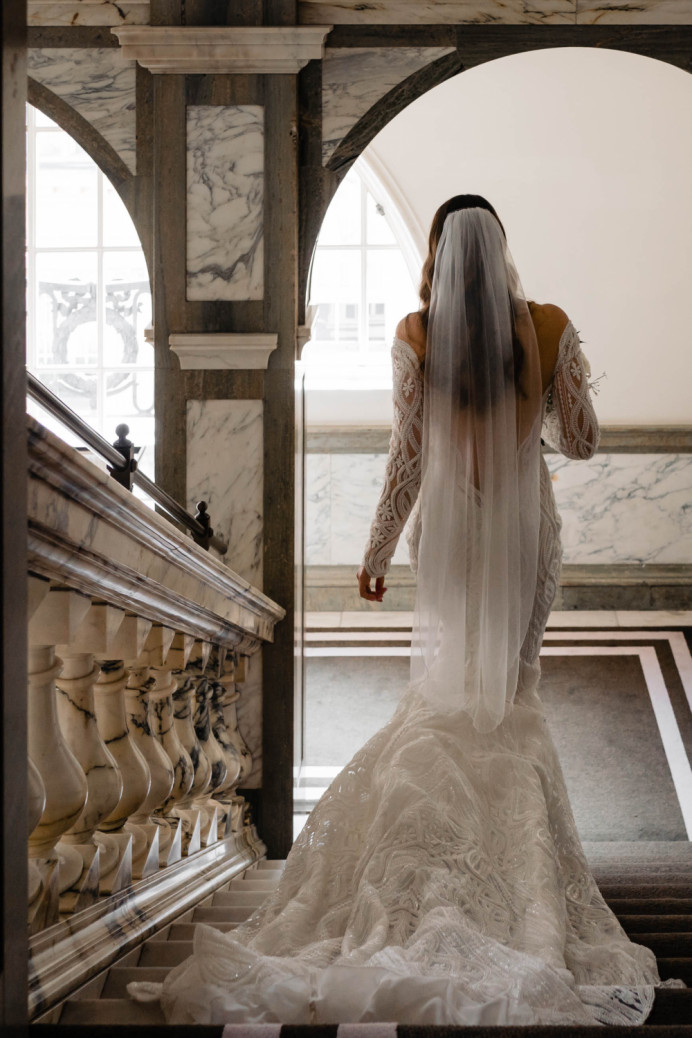 Rachel's descent to her wedding ceremony at the Rosewood Hotel in London - Make Me Bridal Artist: Butterfly Hair & Makeup. Photography by: Liam Collard. #glamorous