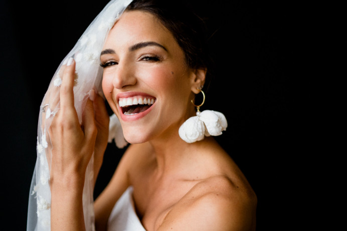 - Make Me Bridal Artist: Sylwia Kunysz Makeup Artist. Photography by: Voyteck Photography. #glamorous #londonbride #chicbride