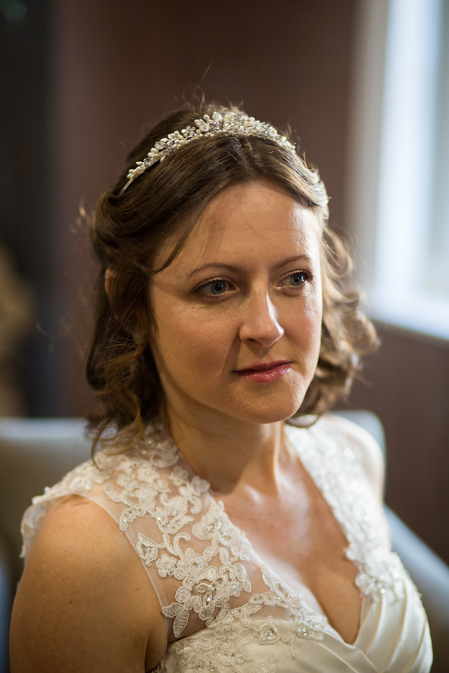 - Make Me Bridal Artist: Emma Olliff . Photography by: Hana Laurie. #classic #glamorous #bridalmakeup #bridalhair #weddinghairandmakeup
