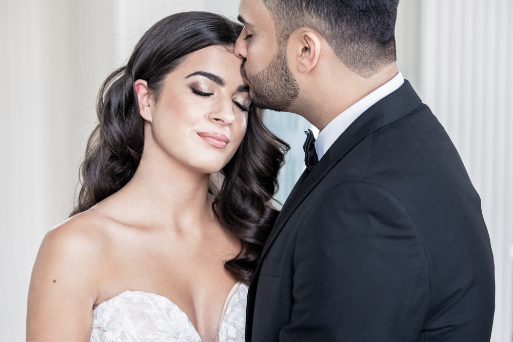 Rosi and Oliver modelling for a bridal photoshoot at Hawkstone Hall and Gardens.
Hair by my team hair stylist Helen
Make-up by me - Make Me Bridal Artist: SJM Beauty | Make-up Artist. Photography by: Victoria Amrose Photography. #classic #vintage #glamorous #naturalmakeup #weddingmorning #natural #beautiful #asianbride #beautifulbridalmakeup