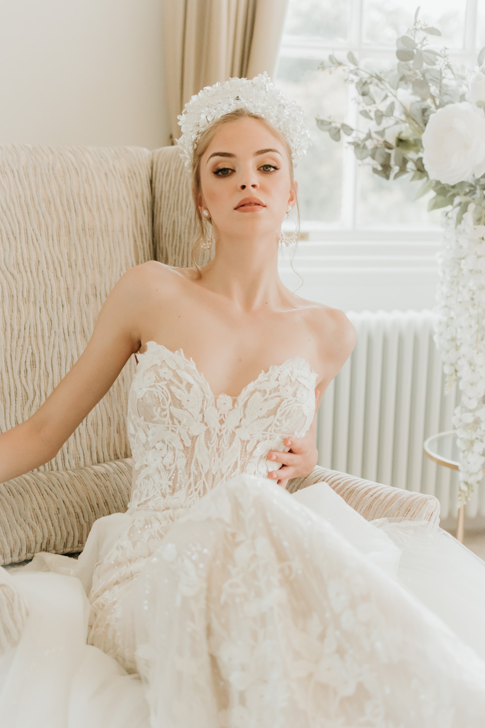 Inspiration photoshoot at Bourton Hall Wedding venue - Make Me Bridal Artist: SJM Beauty | Make-up Artist. Photography by: Stephanie Morgan. #classic #vintage #naturalmakeup #bridalmakeup