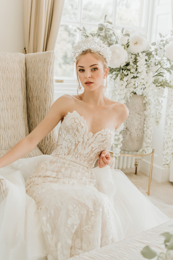 - Make Me Bridal Artist: SJM Beauty | Make-up Artist. Photography by: Stephanie Morgan. #naturalmakeup #bridalmakeup #beautifulbridalmakeup #londonwedding #londonmakeupartist #luxurywedding #luxurymakeup