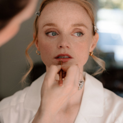  Photography by: Joe Hall. #classic #naturalmakeup #redhead #freckles