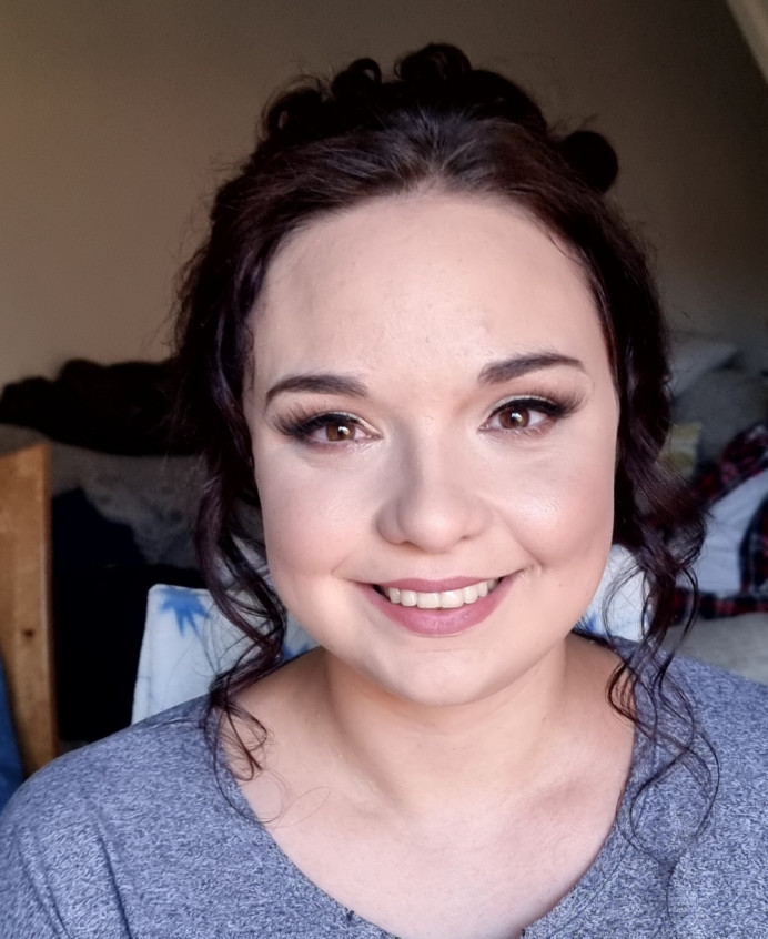 Beautiful bridal make-up trial - Make Me Bridal Artist: Loxus Hair and Make-up by Maya Jasinska HMUA. Photography by: Maya. #classic #glamorous #naturalmakeup #weddingmakupartist #cotswoldsmakeupartist #luxurywedding