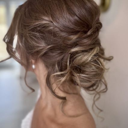 Featured portfolio item for Jennifer Fogerty Hair and Makeup