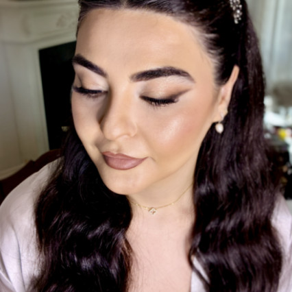  #glamorous #bridalmakeup #bridalhair #hollywoodwaves #oldhollywood
