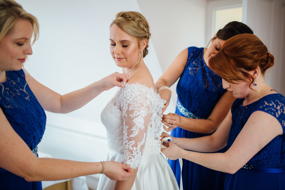 Mrs Owen looking like a goddess in her dress - Make Me Bridal Artist: Lisa Caldognetto Authenic Luxury Bridal. Photography by: Beth France Photography . #glow #nars #fresh #mac #glowingskin #natura #becca