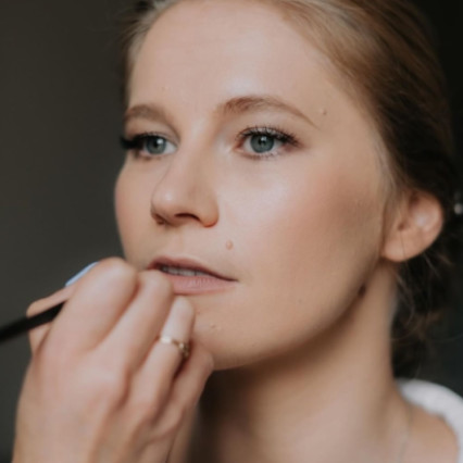 Featured portfolio item for Story Hair and Makeup
